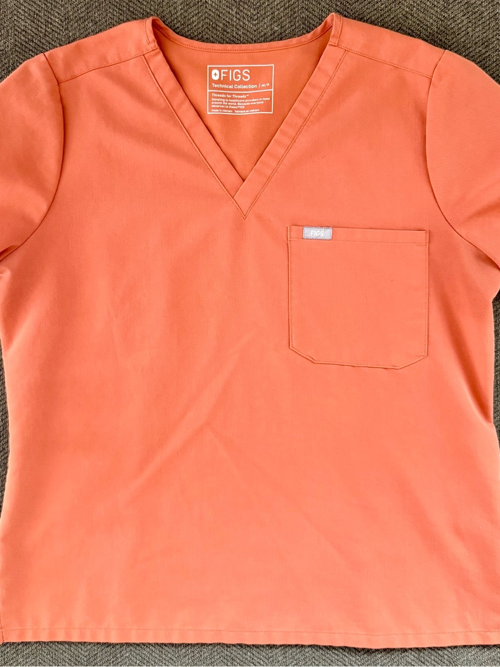 FIGS Women's Burnt Orange Caterina  V-Neck Short Sleeve  with Chest Pocket